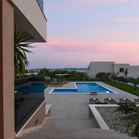 Sunlight Будинок відпочинку